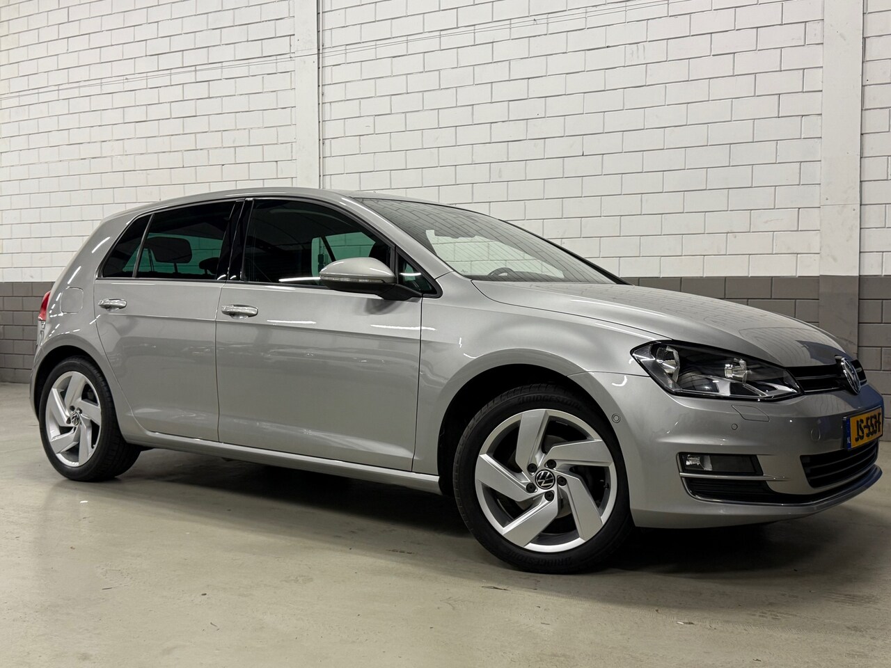 Volkswagen Golf - 1.4 TSI Highline 1.4 TSI Highline - AutoWereld.nl