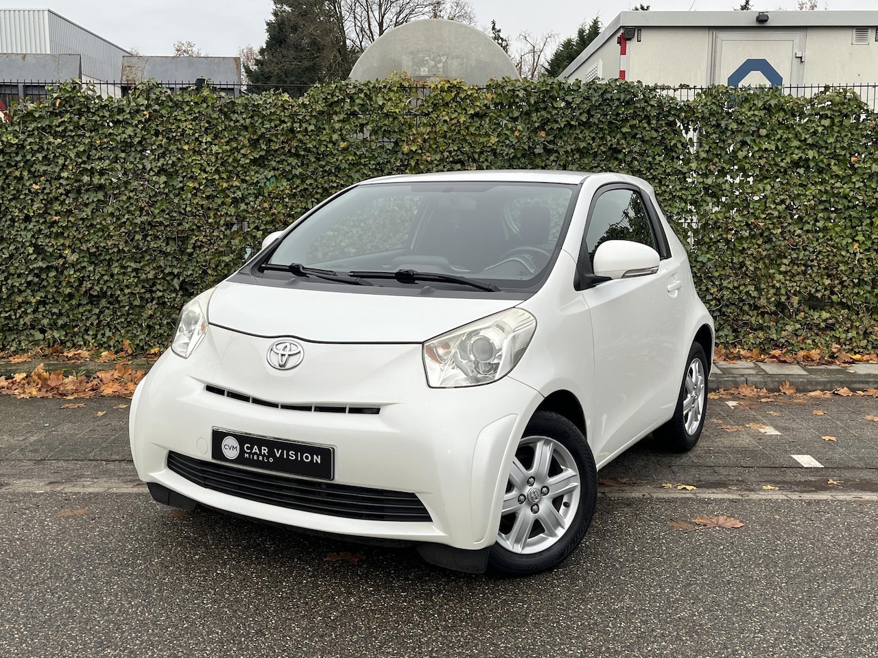 Toyota iQ - 1.0 VVTi Comfort * Airco * Nap * Apk 10-2025 - AutoWereld.nl