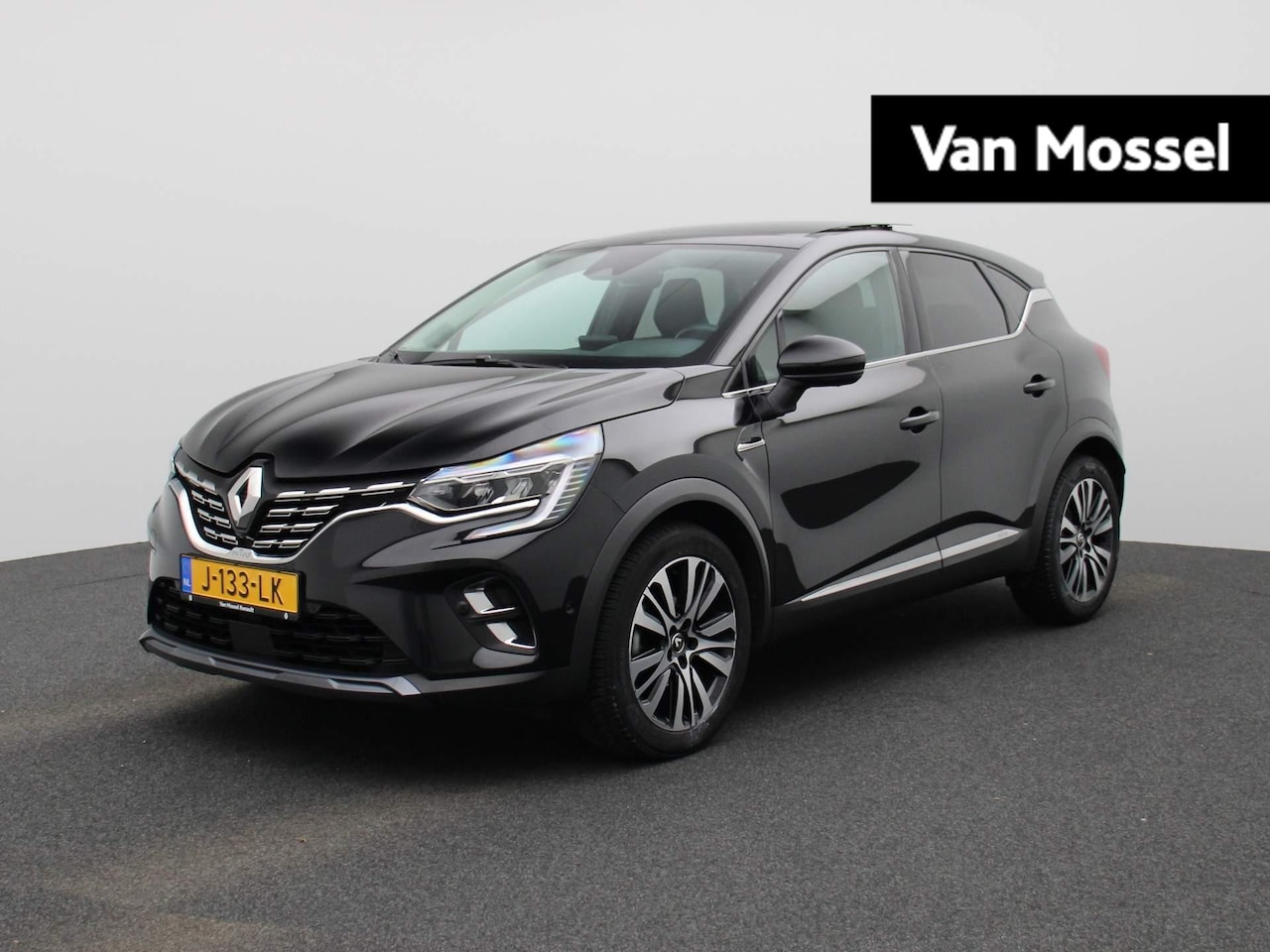 Renault Captur - 1.3 TCe 130 Initiale Paris | Lederen Bekleding | BOSE Premium Sound | Glazen Schuif-Kantel - AutoWereld.nl