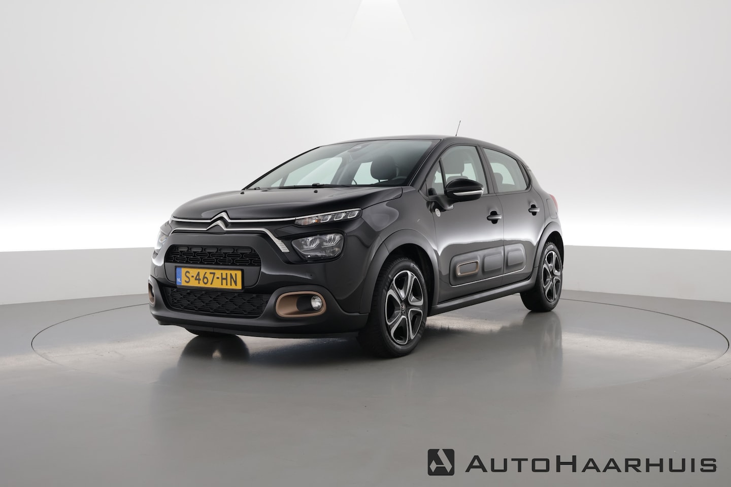 Citroën C3 - 1.2 PureTech C-Series | Navi by App | Stoelverw. | Clima | LED | - AutoWereld.nl