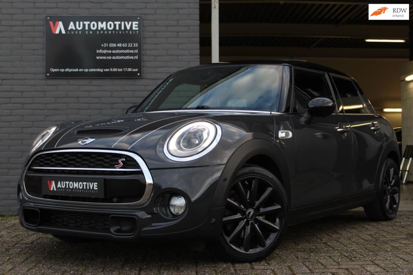 MINI Cooper S - Mini 2.0 Chili F55 AUT PANO HUD H/K ACC LEER - AutoWereld.nl