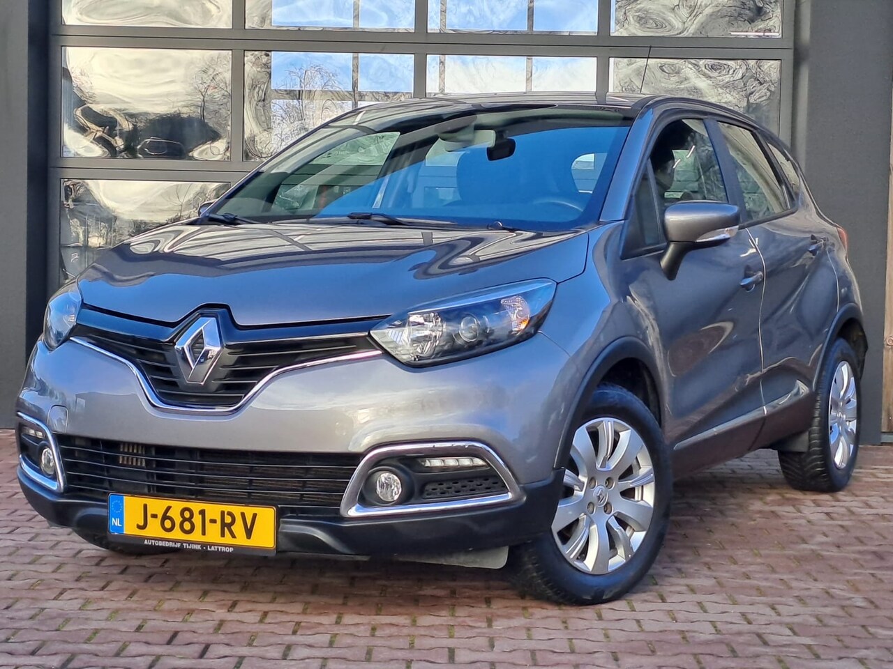 Renault Captur - 0.9 TCe Dynamique | Airco | Cruise | Trekhaak | PDC | Navi | - AutoWereld.nl