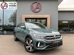 Volkswagen T-Roc - 1.5 TSI 150pk DSG R-Line | Trekhaak | Camera | Keyless | Elek. Achterklep | Rijklaar incl.