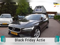 Volvo V60 - 2.0 T4 Momentum AUTOM/CRUISE/NAVI/AIRCO-ECC/TREKH/CAMERA/XENON/BLUETOOTH/PDC V+A/LMW 17 IN