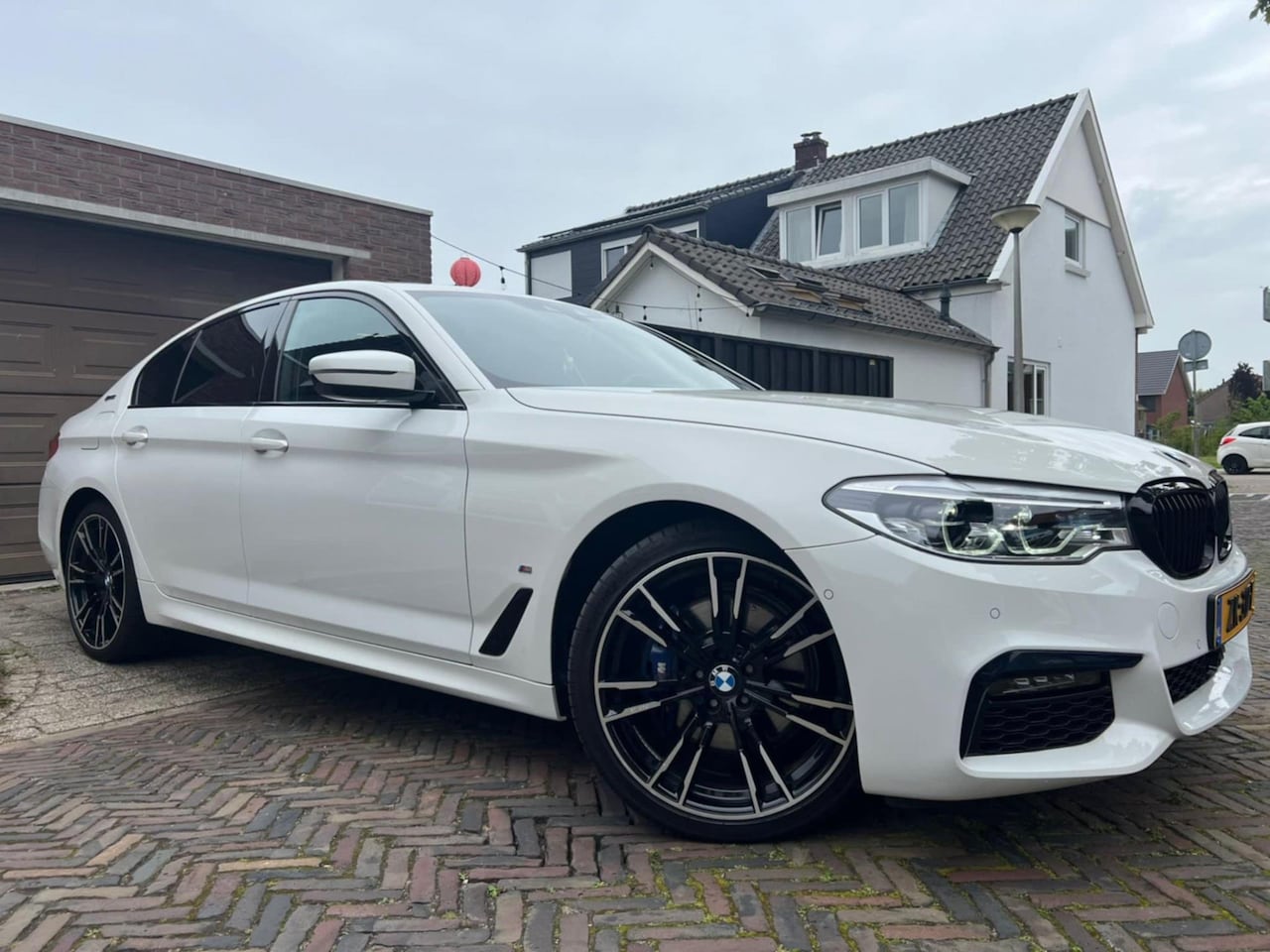 BMW 5-serie - 530e iPerformance High Executive 530e iPerformance High Executive - AutoWereld.nl