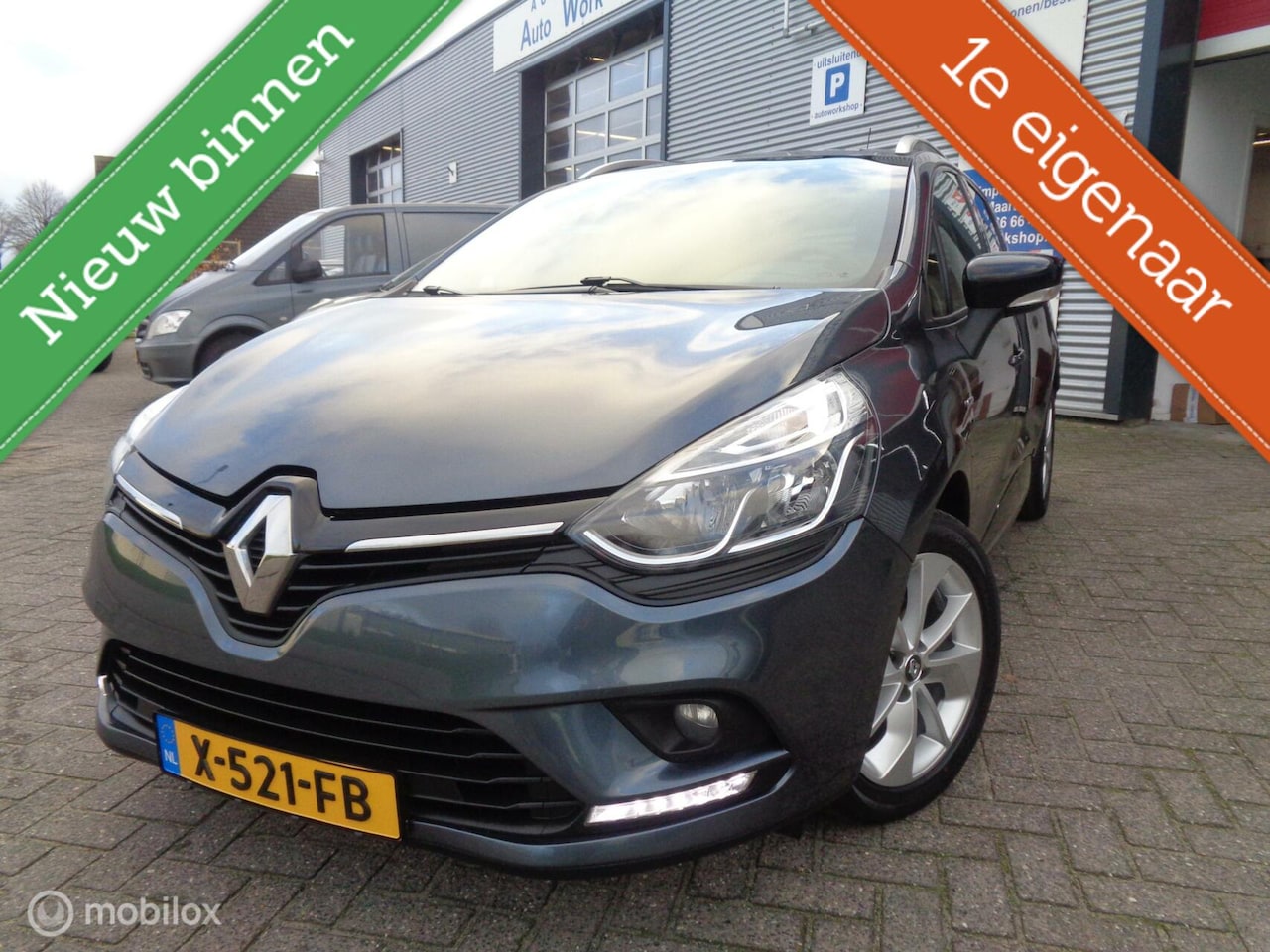 Renault Clio Estate - 0.9 TCe Limited/Airco/LM velgen/Navi/Bluetooth/1 st eig/Cruise - AutoWereld.nl