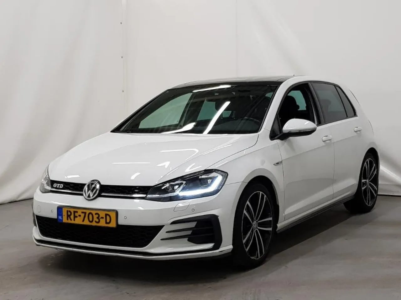 Volkswagen Golf - 2.0 TDI GTD 2.0 TDI GTD - AutoWereld.nl