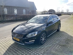 Volvo V60 - 2.4 D6 AWD Plugin-Hybrid Summum