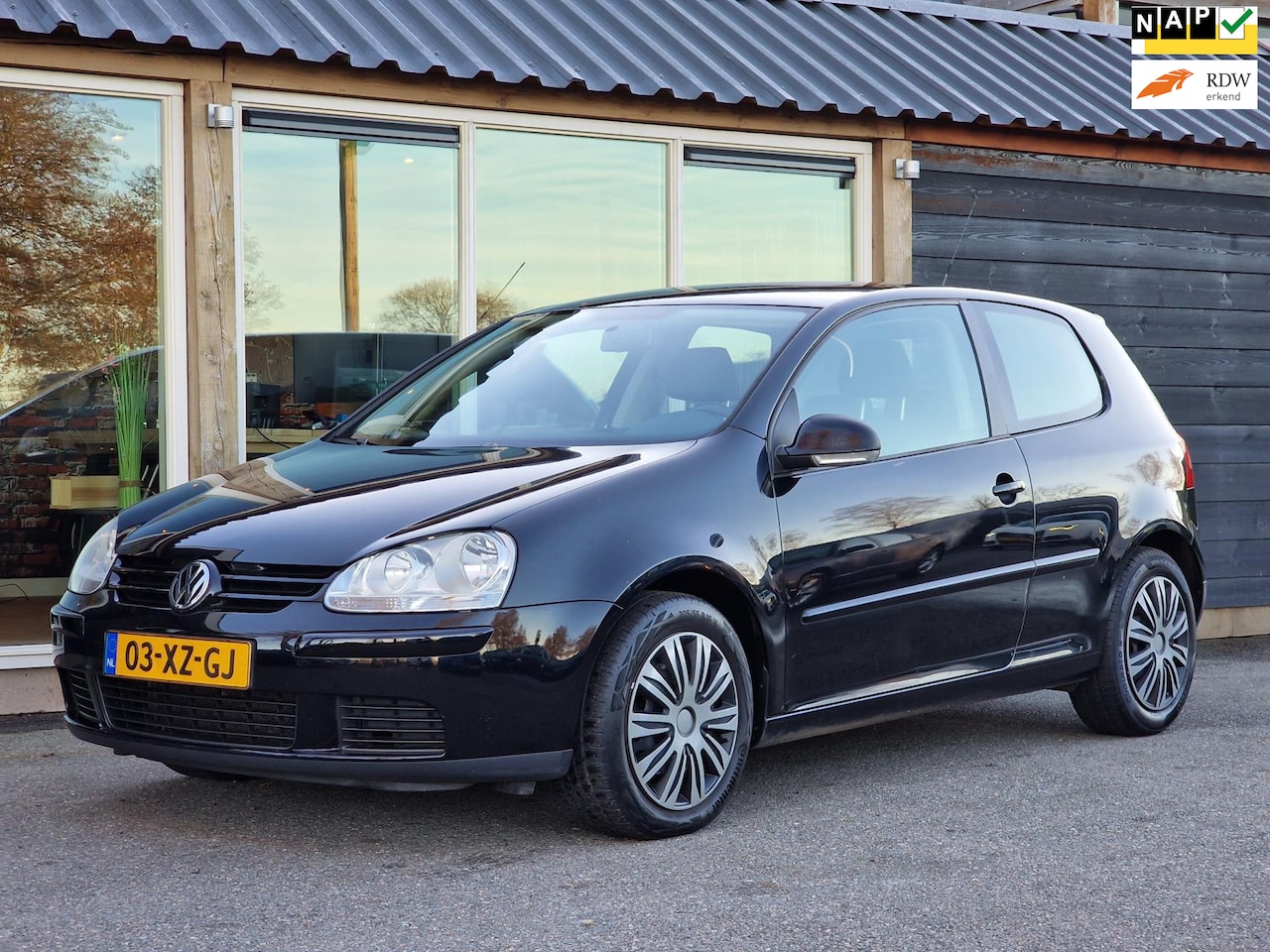 Volkswagen Golf - 1.6 FSI Optive 4 1.6 FSI Optive 4 (Automaat / Airco / Cruise / NL Auto / NAP / VW Dealeronderhouden) - AutoWereld.nl