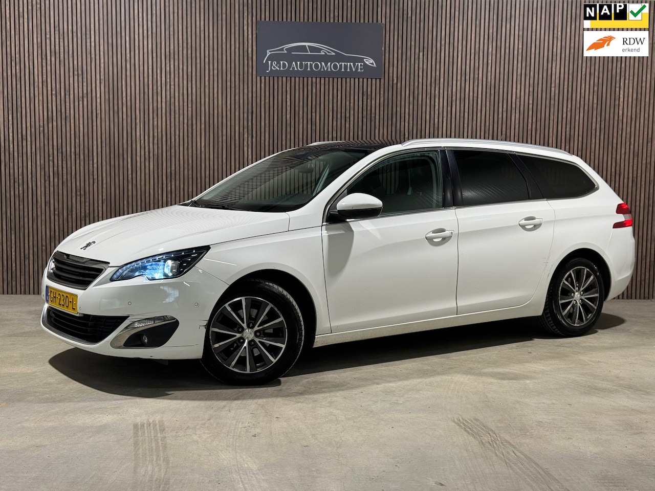 Peugeot 308 SW - 1.2 PureTech Allure 2015 NAP LED CAMERA CRUISE - AutoWereld.nl