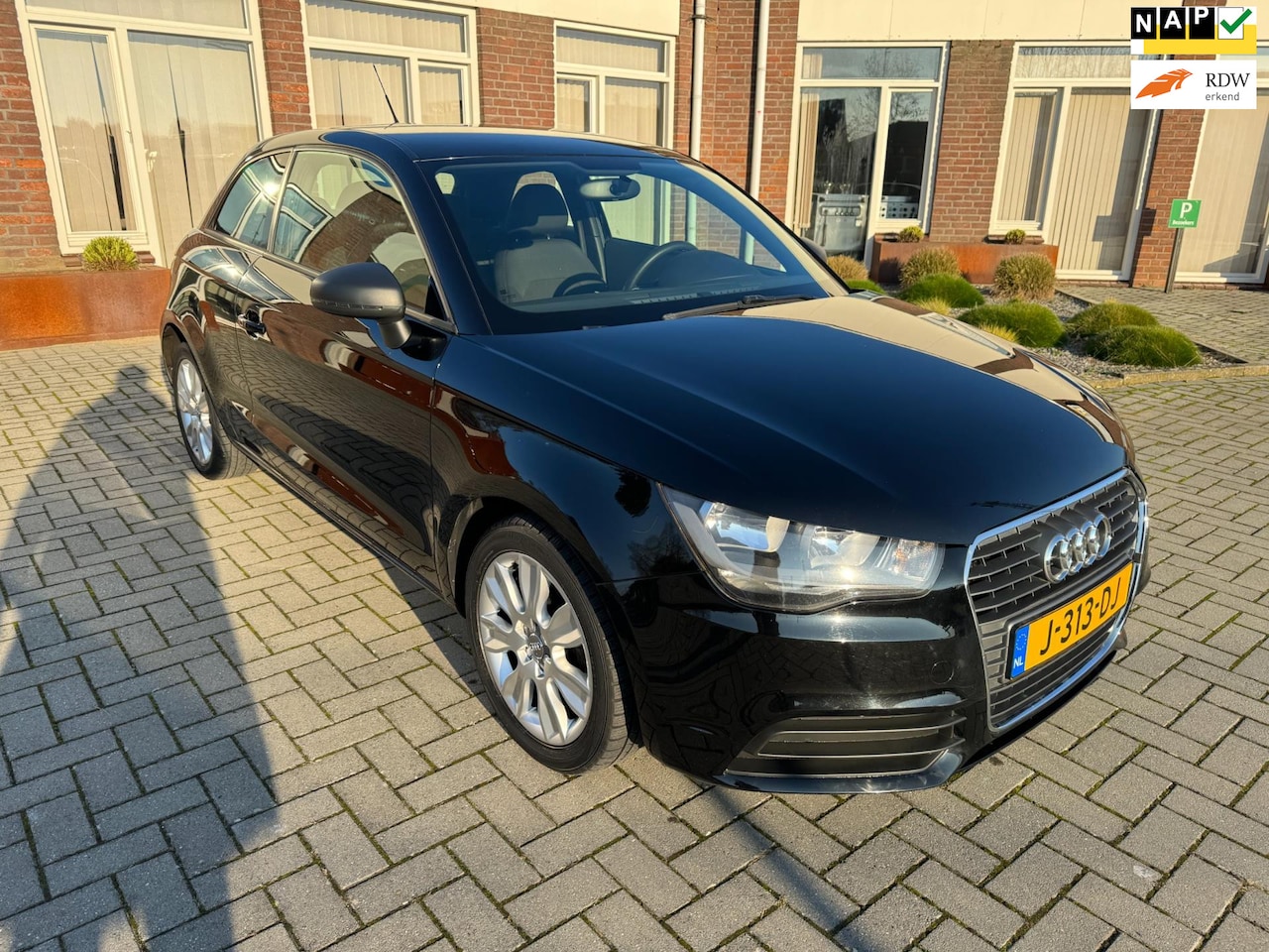 Audi A1 - 1.2 TFSI Attraction 1.2 TFSI Attraction - AutoWereld.nl