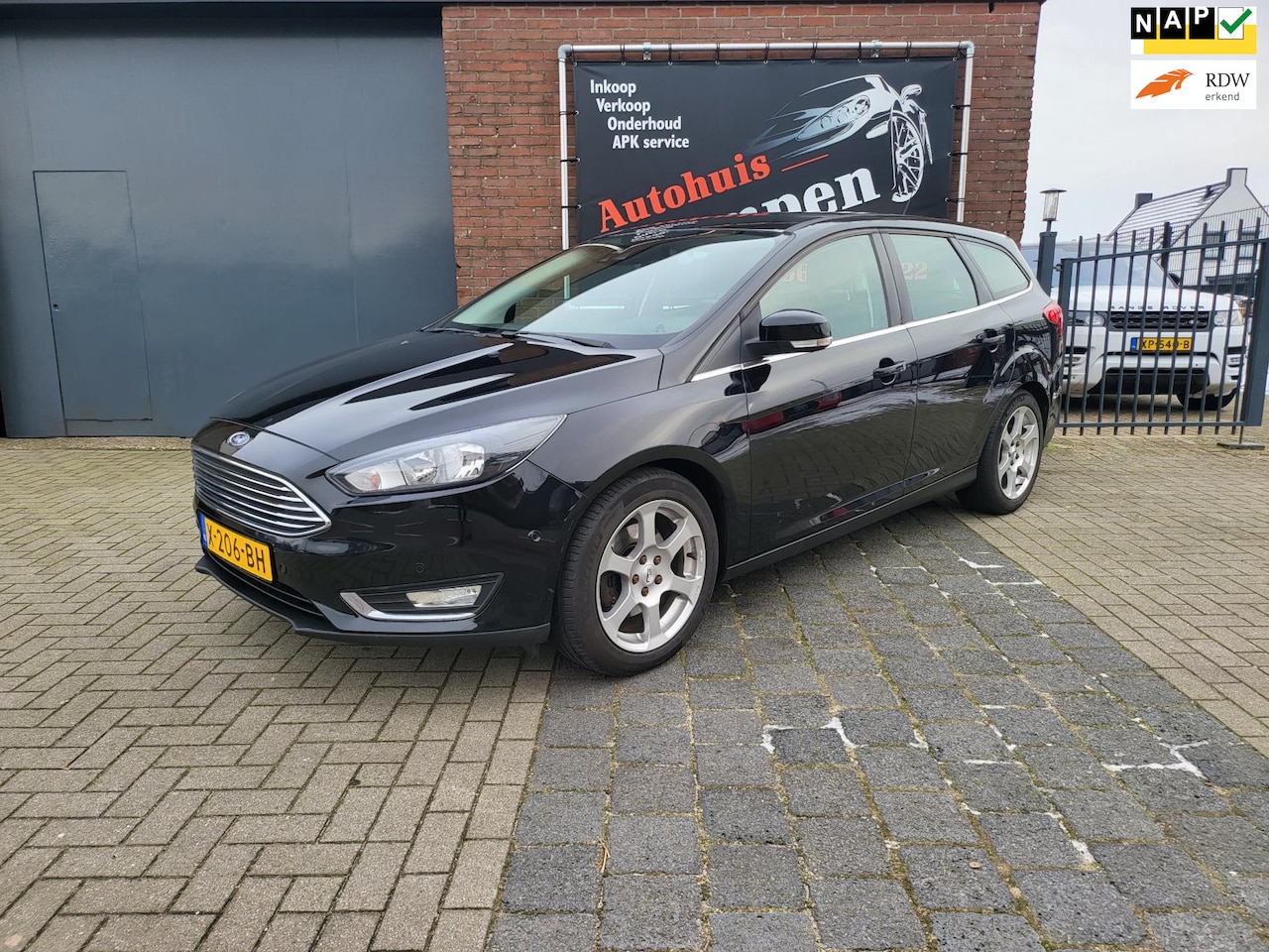 Ford Focus Wagon - 1.5 Titanium 1.5 Titanium - AutoWereld.nl