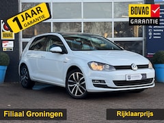 Volkswagen Golf - 1.2 TSI Cup Edition | Panoramadak | Stoelverwarming | Parkeerassistentie | Rijklaar + 12 M