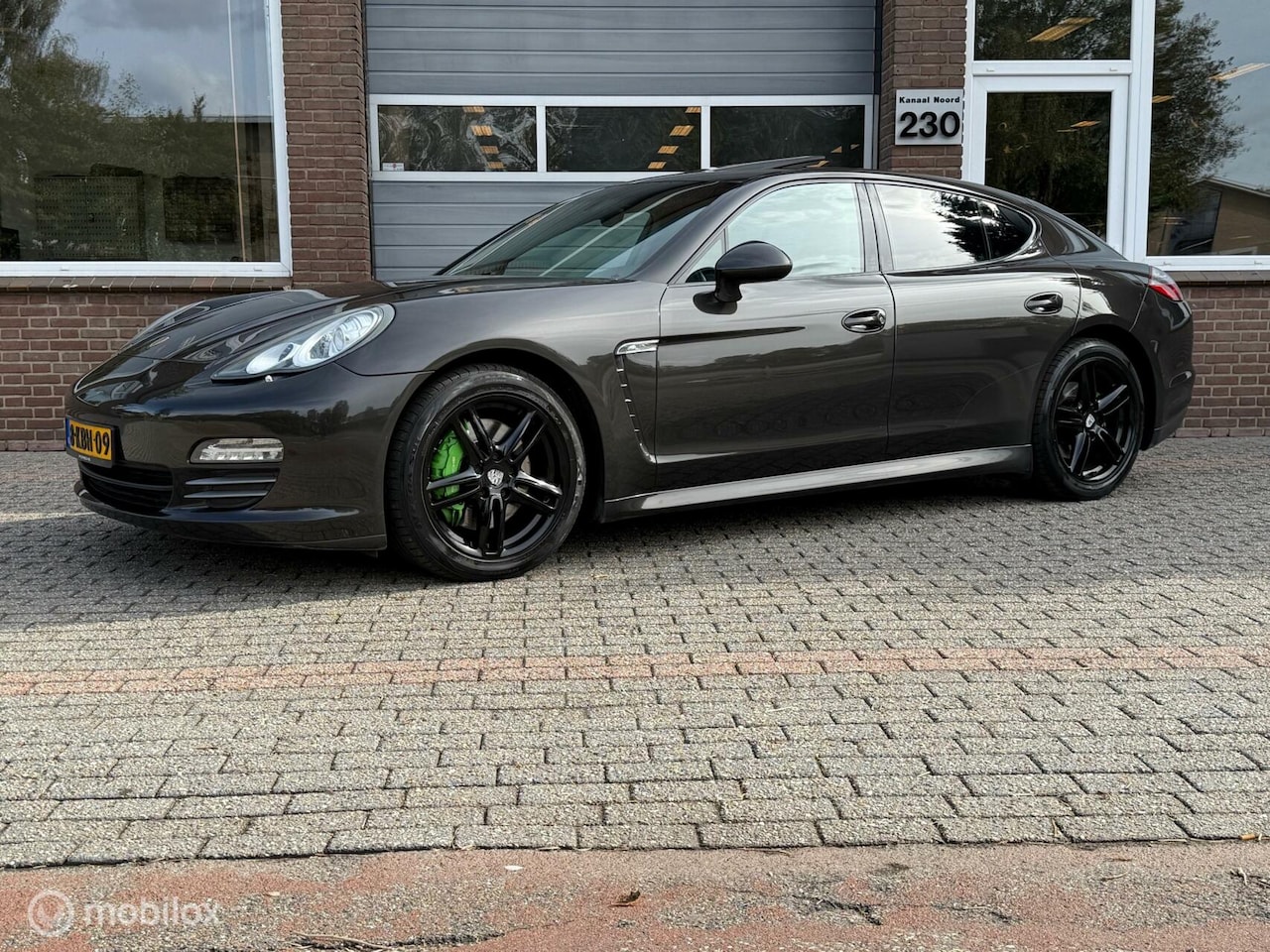 Porsche Panamera - 4.8 4S AUT LEDER/NAVI/CAMERA/SCH.DAK - AutoWereld.nl