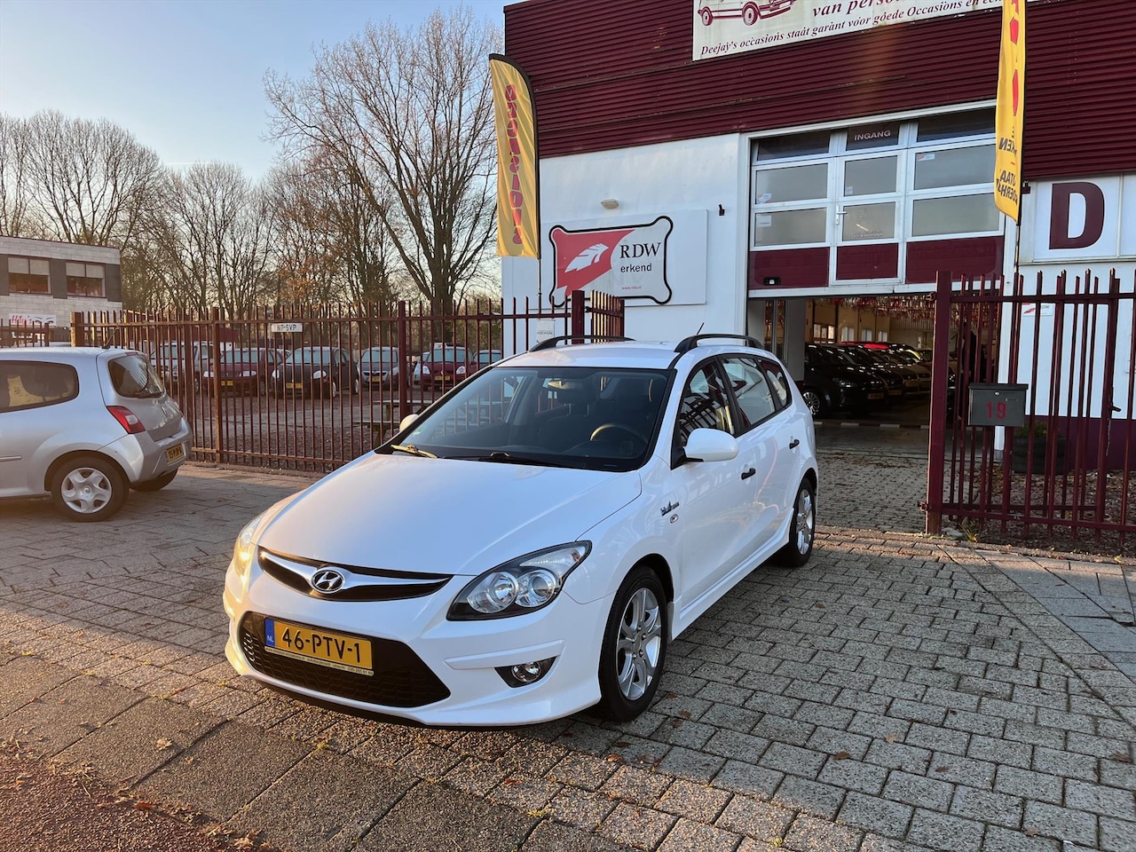 Hyundai i30 - 1.4i CVVT 109pk blue i-Drive Cool - AutoWereld.nl