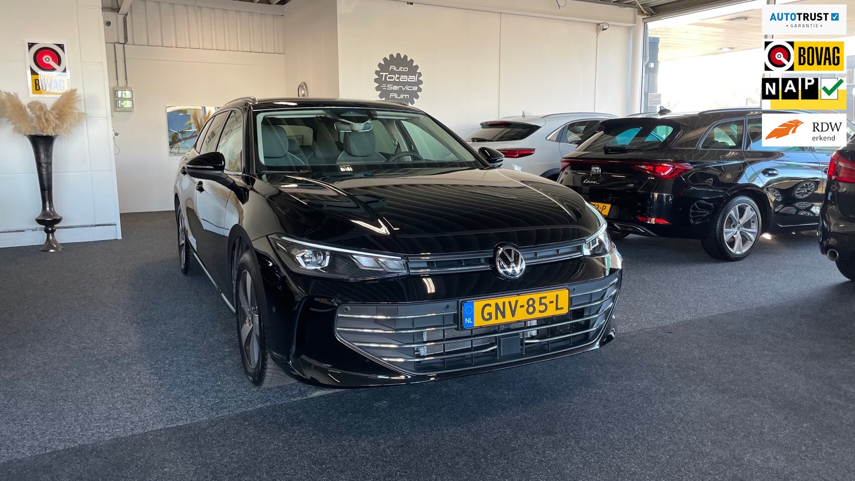 Volkswagen Passat Variant - 1.5 eTSI Business 1.5 eTSI Business, Nav, Climate, Cruise, Carplay, Trekhaak, Alcantara, Trekhaak. - AutoWereld.nl