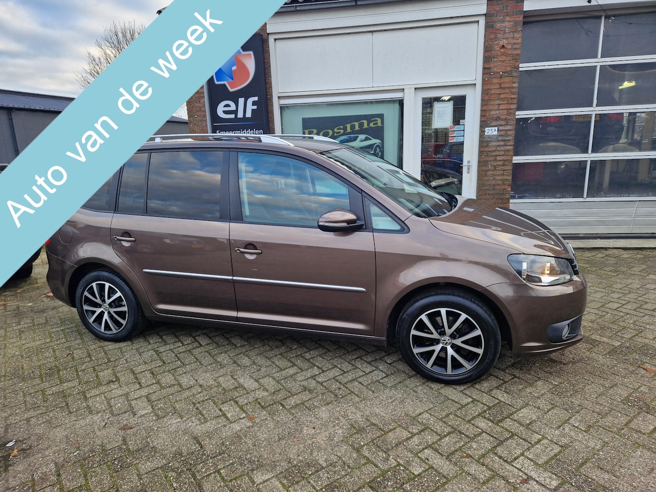 Volkswagen Touran - 1.2 TSI "Highline" Navi - Clima - Cruise - Trekhaak - Apk 26-11-2025 !! - AutoWereld.nl