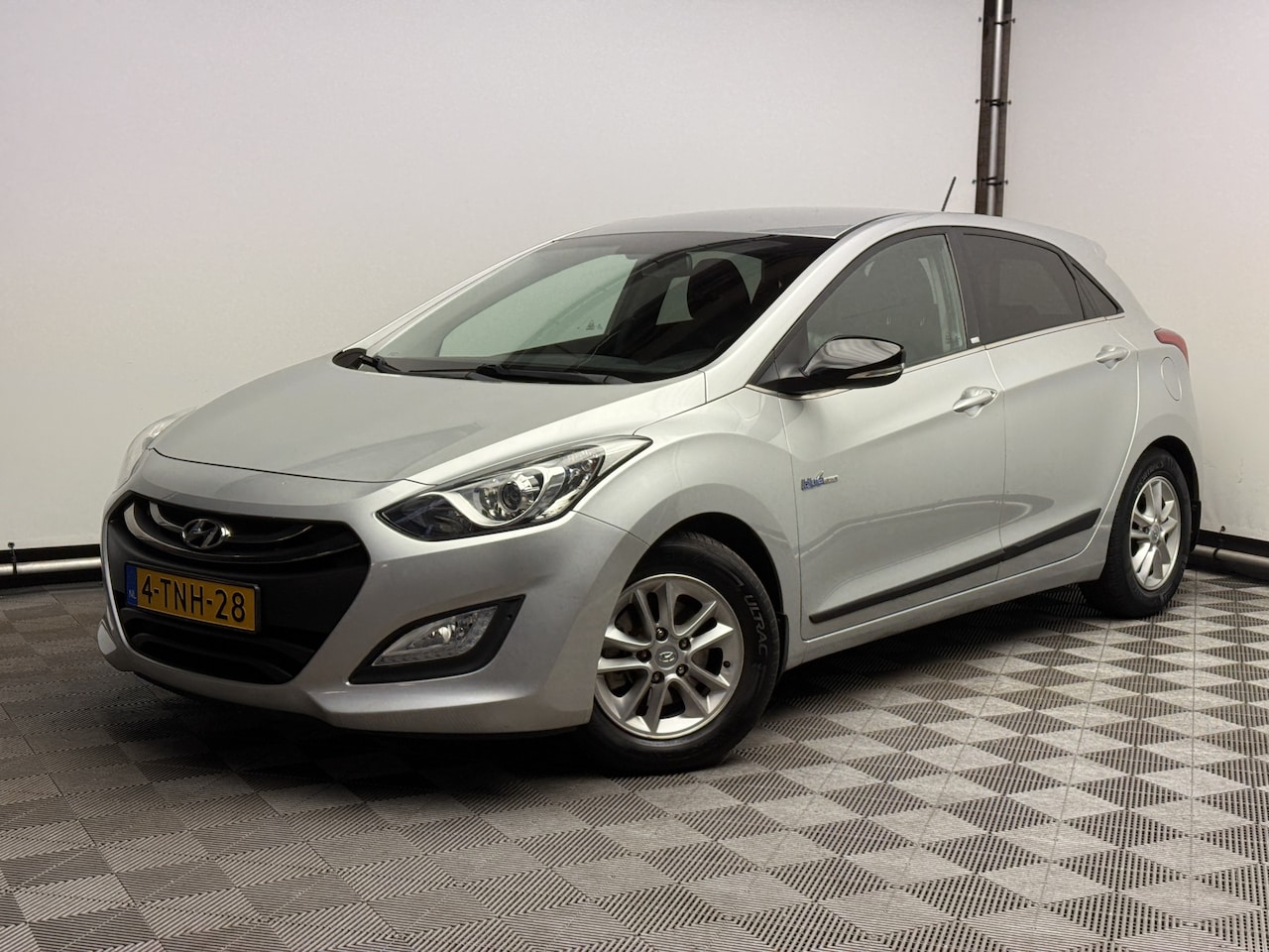 Hyundai i30 - 1.6 GDI Go! Navi Camera 1e Eigenaar NL Auto - AutoWereld.nl