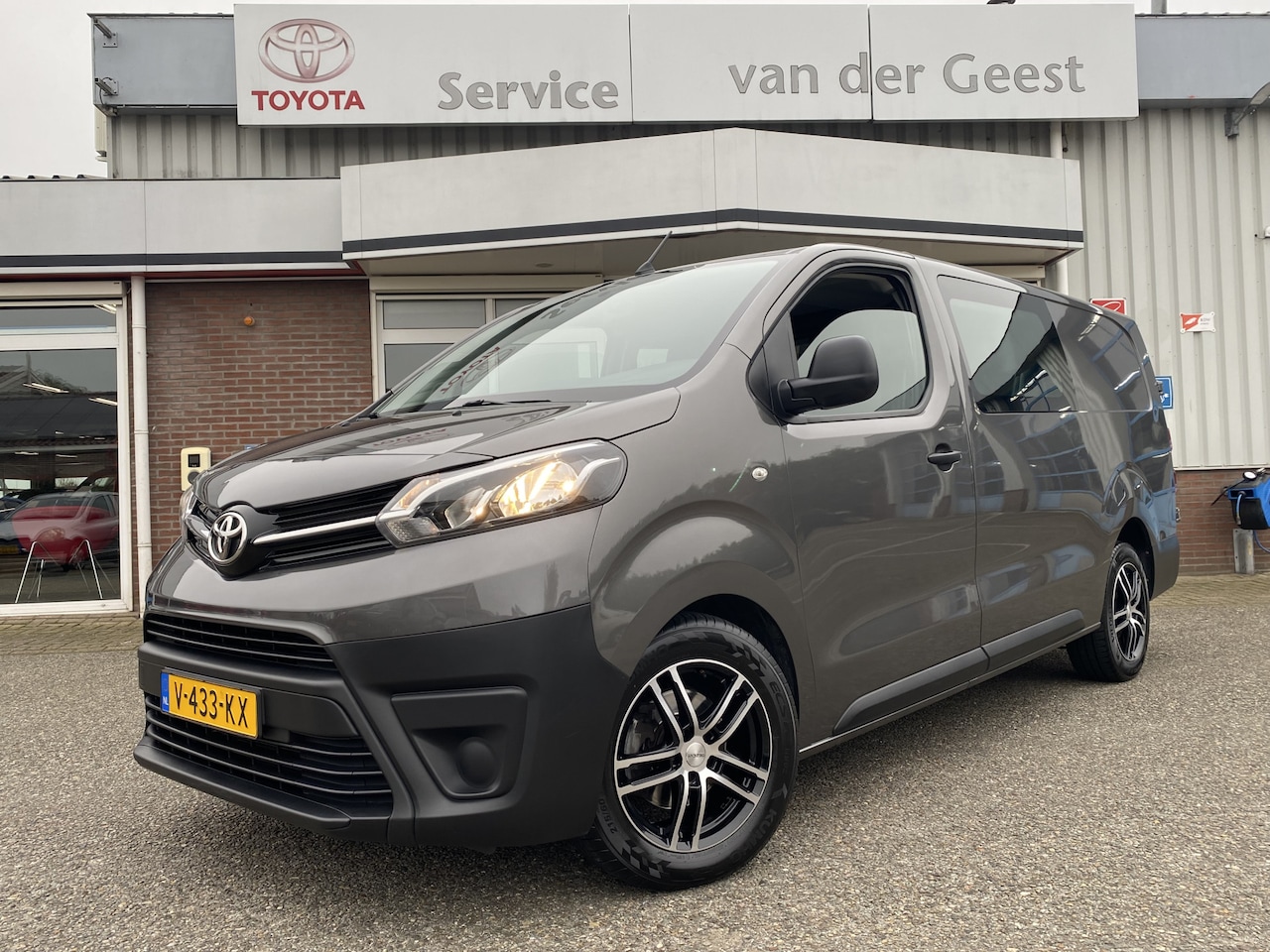 Toyota PROACE Long Worker - 2.0 D-4D Cool Comfort DC - AutoWereld.nl