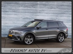 Volkswagen Tiguan Allspace - 1.5 TSI R-line Trekhaak Pano Leer