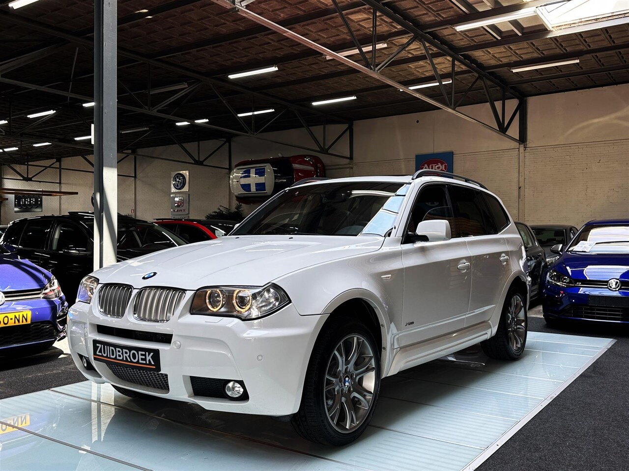 BMW X3 - 2.5si 6-Cil. M-SPORT Xenon PANODAK Leer YOUNGTIMER - AutoWereld.nl