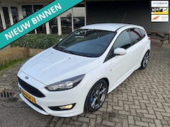 Ford Focus - 1.5 ST-Line ECC/NAV/CRUISE/PDC/LED