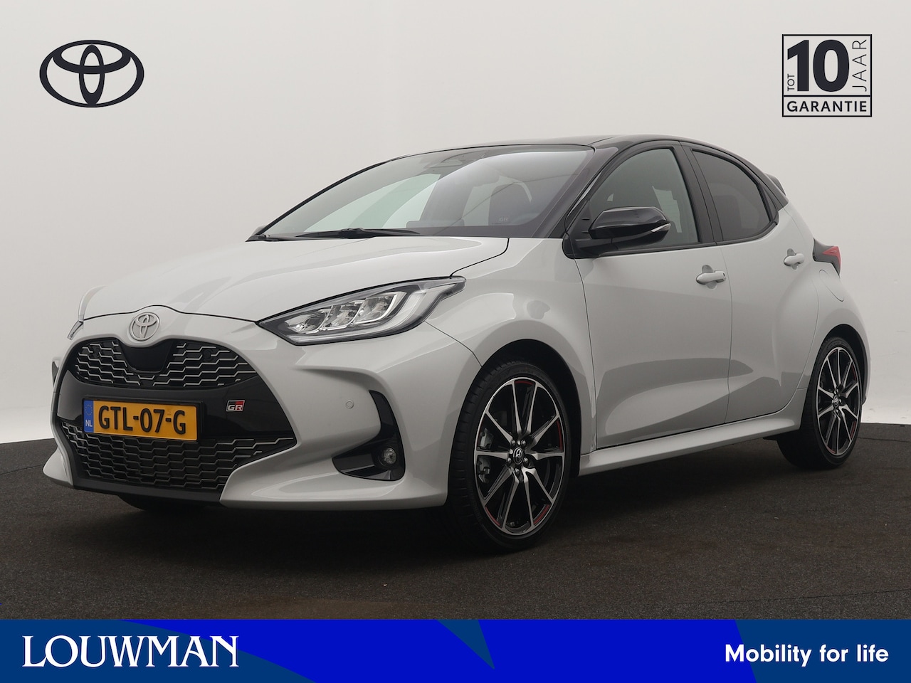 Toyota Yaris - 1.5 Hybrid 130 GR Sport Limited | Premium Pack | JBL | Stoelverwarming | Parkeersensoren | - AutoWereld.nl