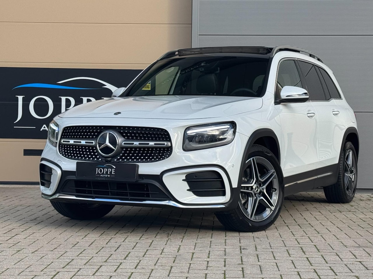 Mercedes-Benz GLB - 200 |AMG Line|7 persoons|Pano|Nieuwmodel|Leder|Sfeer - AutoWereld.nl