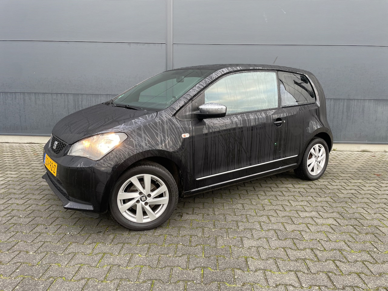 Seat Mii - 1.0 Mii by Mango bouwjaar 2014 ( nw apk ) - AutoWereld.nl