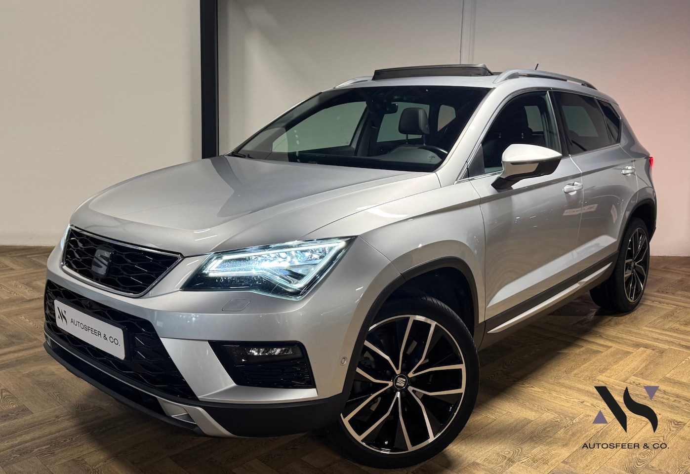 Seat Ateca - 1.4 EcoTSI Xcellence PANO KEYLESS VOL' - AutoWereld.nl