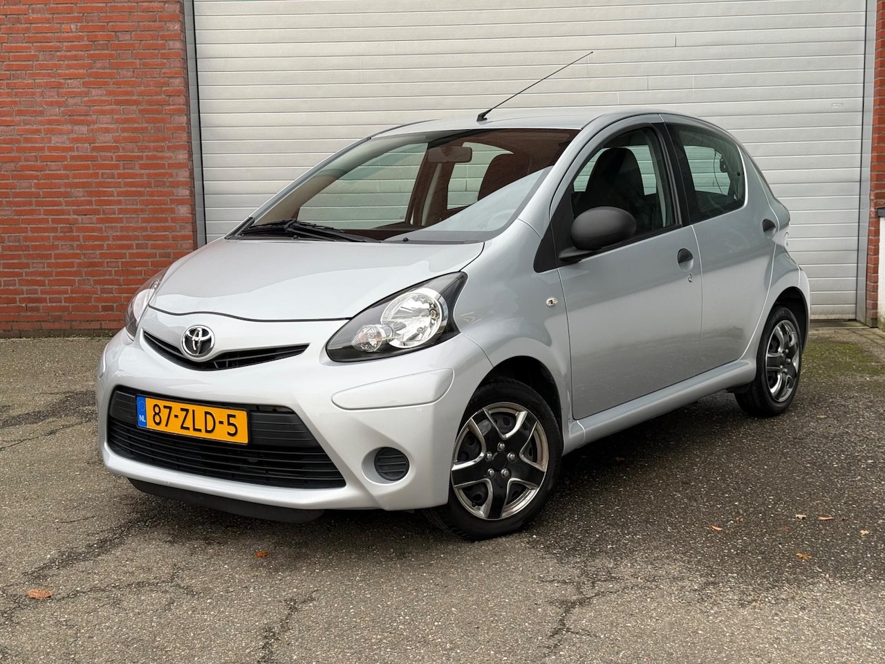 Toyota Aygo - 1.0 VVT-i Access| AIRCO| NEW APK| NAP - AutoWereld.nl