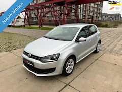 Volkswagen Polo - 1.4-16V Comfortline APK NWE Cruise|PDC|AIRCO