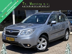 Subaru Forester - 2.0 Luxury | Stoelverwarming voor | Cruise control | Navigatie | Achteruitrijcamera | Trek