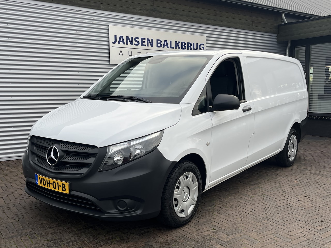 Mercedes-Benz Vito - 110 CDI Lang nette auto - AutoWereld.nl