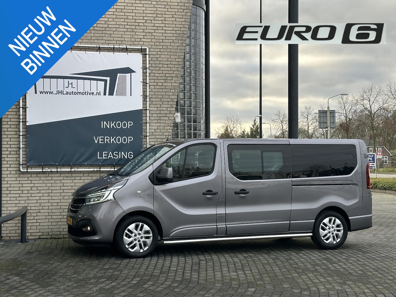 Renault Trafic - 2.0 dCi 170 T29 L2H1 DC Luxe*AUTOMAAT*LEER*ECC*NAV - AutoWereld.nl