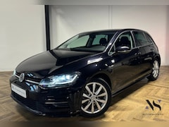 Volkswagen Golf - 1.5 TSI Highline R-line