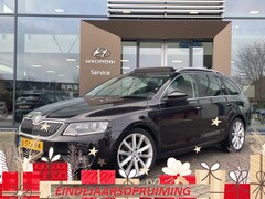 Skoda Octavia Combi - 1.4 TSI Elegance Businessline | DSG Automaat | Panoramadak | Trekhaak