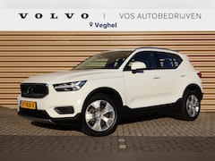 Volvo XC40 - 2.0 T4 Momentum l Panorama dak l Trekhaak l Stoelverwarming