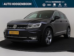 Volkswagen Tiguan - 1.5 TSI ACT Highline Business R | Panoramadak | Trekhaak | Navigatie | Parkeerassistent |