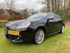 Alfa Romeo Giulietta - 2.0 JTDm Exclusive, BJ`2015