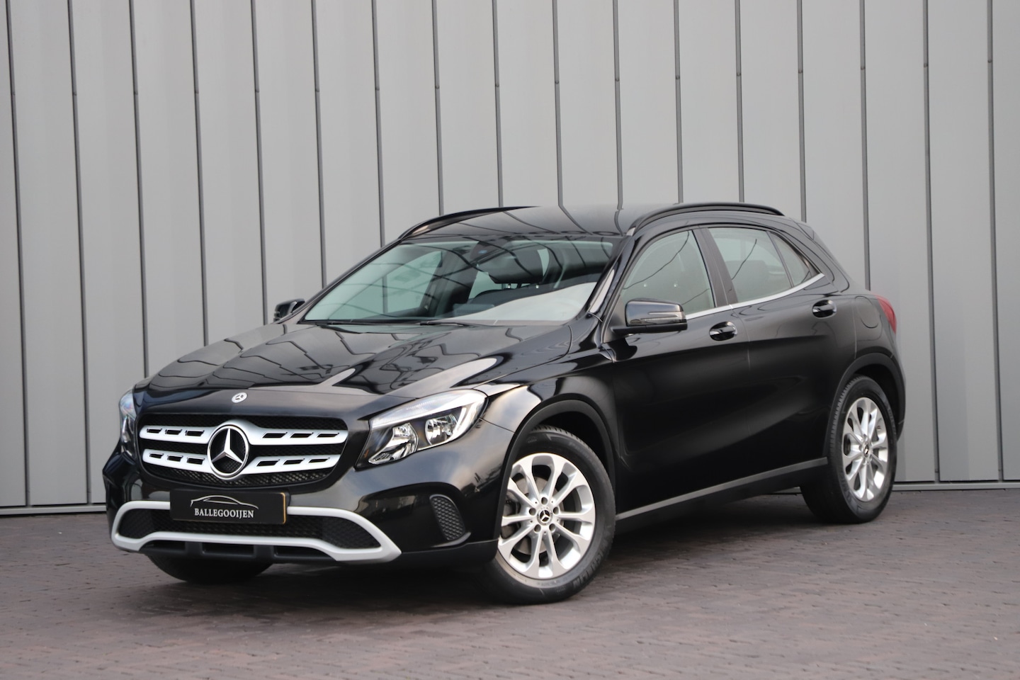 Mercedes-Benz GLA-Klasse - 200 Business | Aut7 | Achteruitrijcamera | Sfeerverlichting | Clima | Cruise Control | Tre - AutoWereld.nl