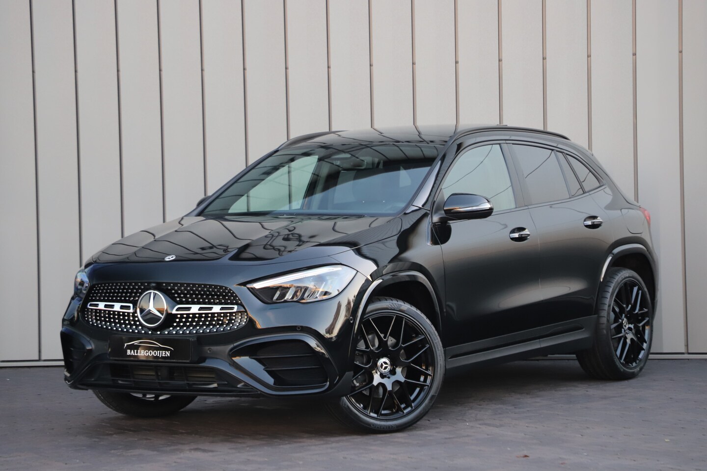 Mercedes-Benz GLA-Klasse - 250 e Star Edition AMG Aut8 | 218PK | Keyles-go | Pano | ACC | Stuurverw. | Stoelverw. | S - AutoWereld.nl