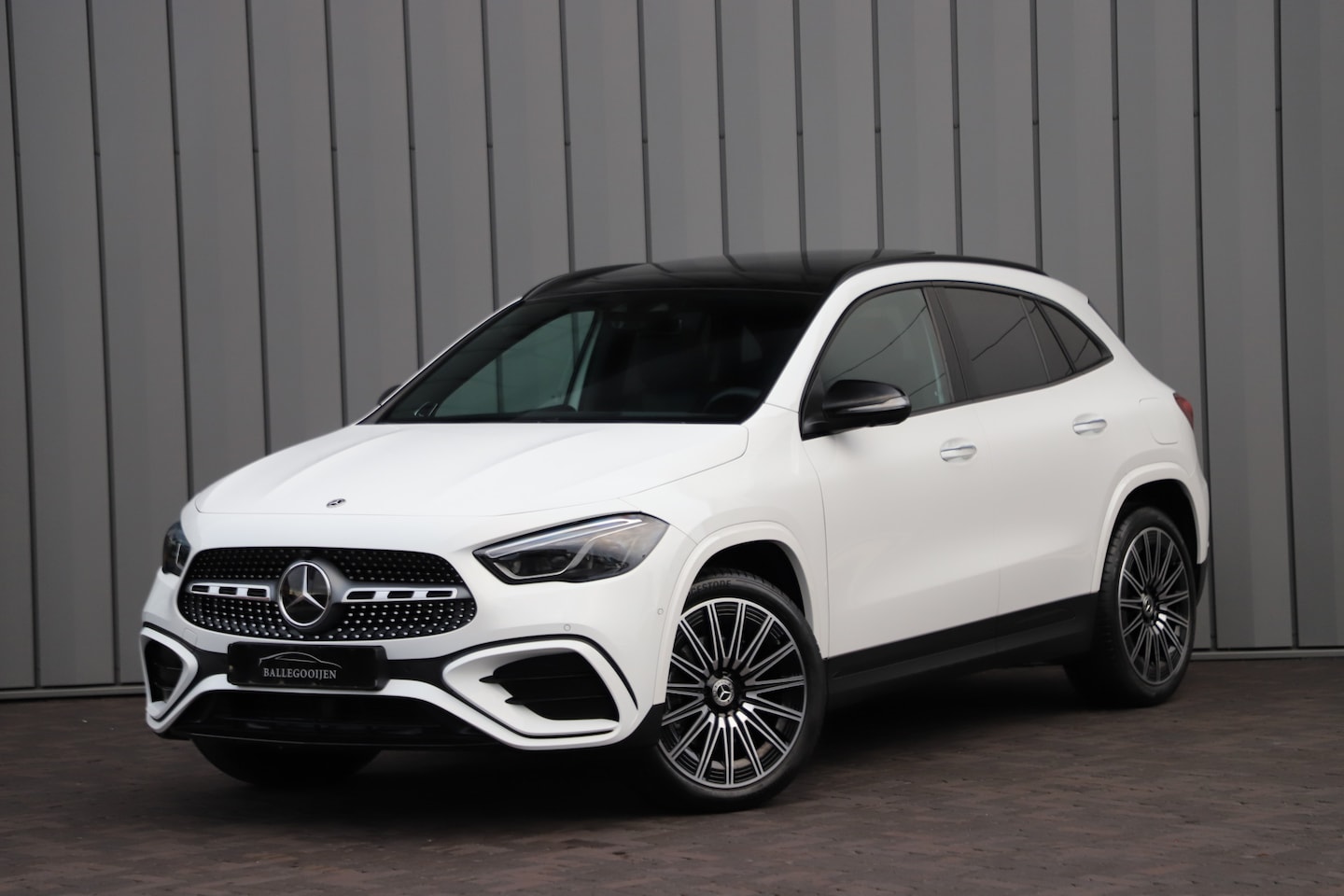 Mercedes-Benz GLA-Klasse - 250e Star Edition AMG Aut8 | 218PK | Head-up | Keyles-go | Burmester | Memory | ACC | Sfee - AutoWereld.nl