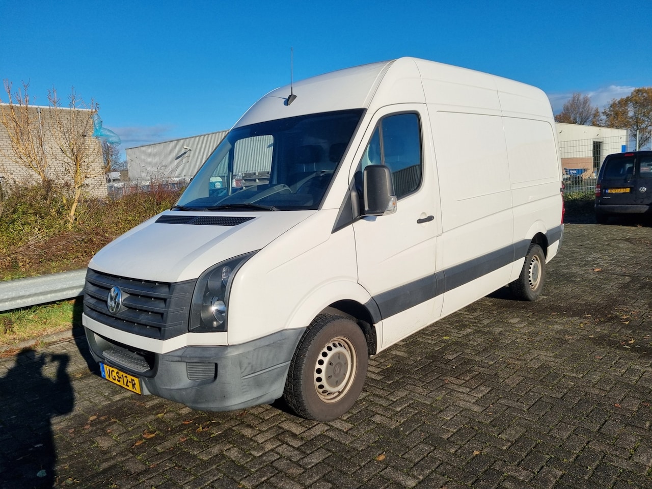 Volkswagen Crafter - 35 2.0 TDI L2H1 KOELWAGEN Airco Bj:2015 - AutoWereld.nl