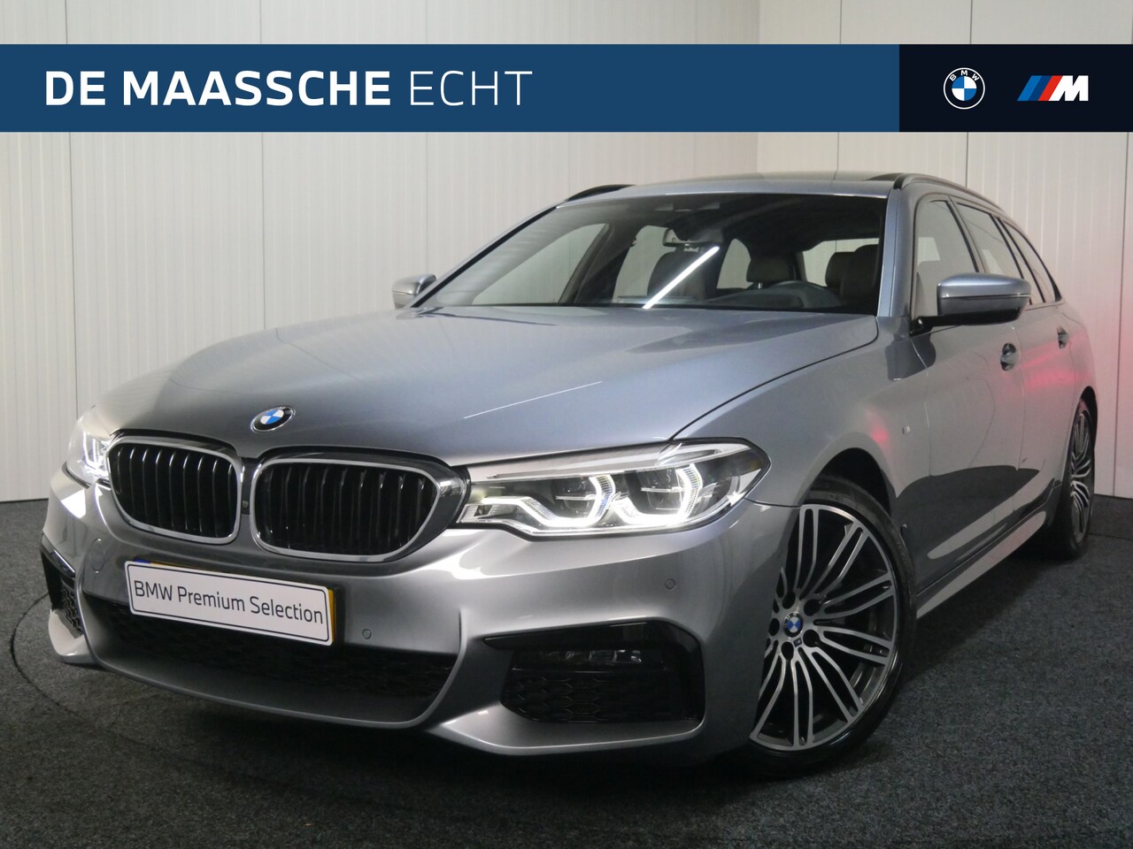 BMW 5-serie Touring - 520i High Executive M Sport Automaat / Panoramadak / Trekhaak / Adaptieve LED / Parking As - AutoWereld.nl