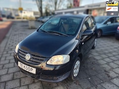 Volkswagen Fox - 1.2 Trendline ZUINIG GOED ONDERHOUDEN