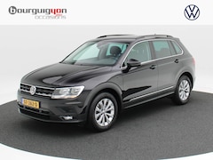 Volkswagen Tiguan - 1.4 TSi ACT Comfortline Automaat | Adap Cruise | Trekhaak | Sensoren | Carplay | ECC | Nav