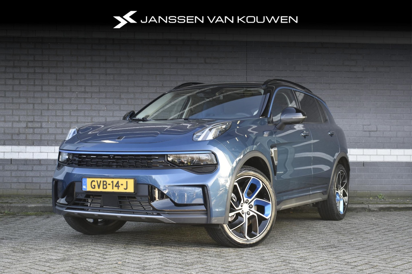 Lynk & Co 01 - 1.5 / PHEV / Panoramadak / Stoelverwarming / 360-Camera / 1200 KM - AutoWereld.nl