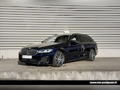 BMW 5-serie Touring - 530e Panoramadak / Driving Assistant Professional / M Sport