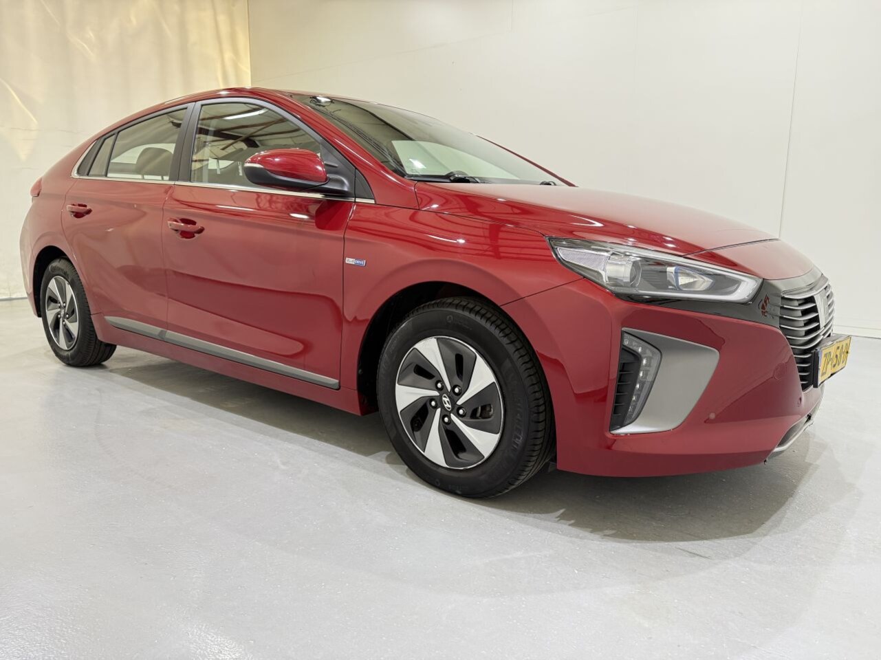 Hyundai IONIQ - 1.6 GDI HYBRID Comfort - AutoWereld.nl